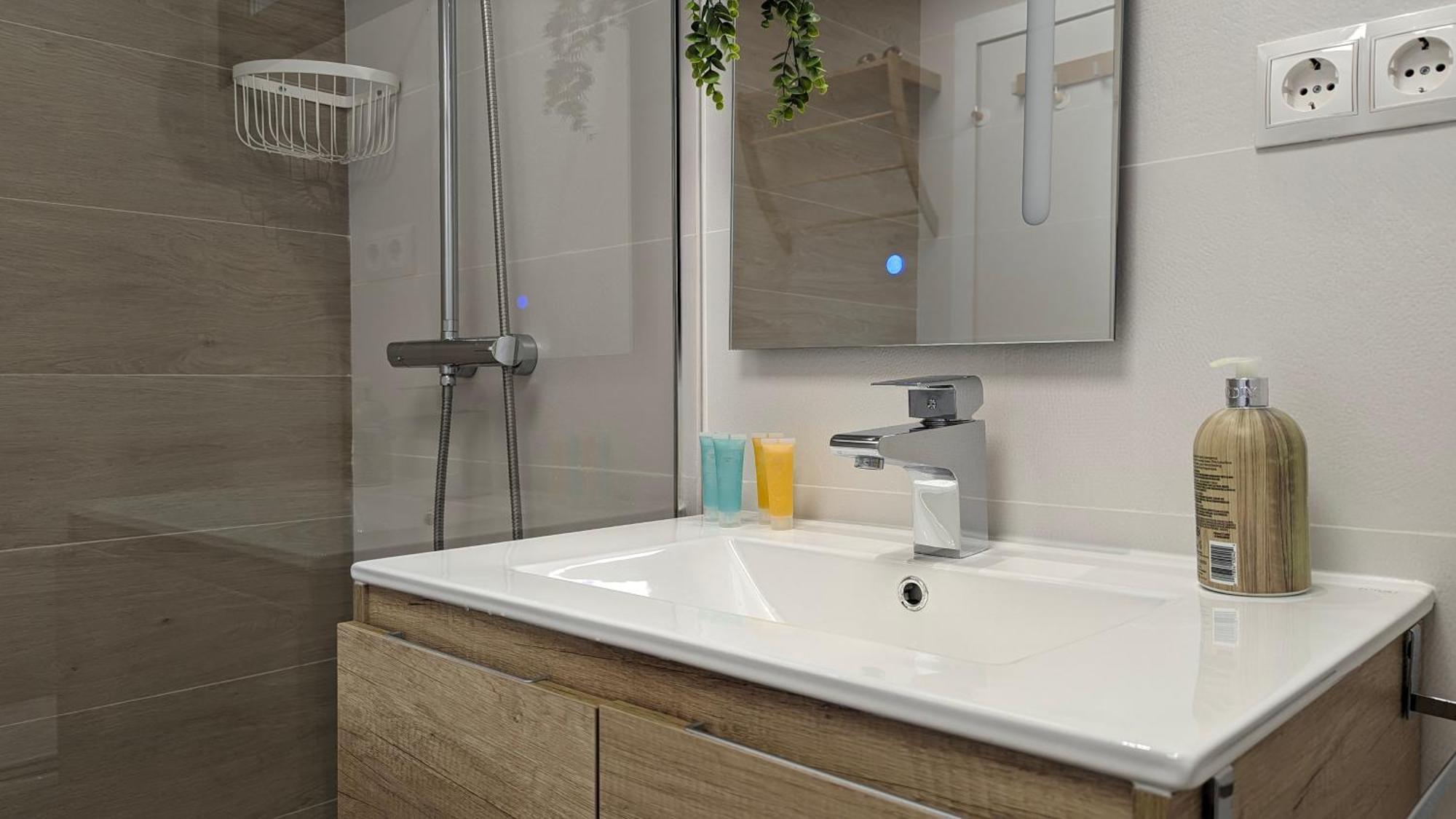 Cala Alta Design Apartment Μπένιντορμ Εξωτερικό φωτογραφία